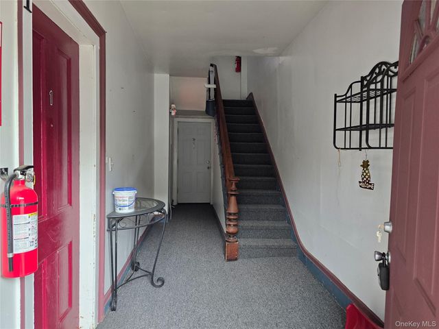17 N Clover Street, Poughkeepsie, NY 12601