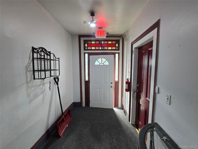17 N Clover Street, Poughkeepsie, NY 12601