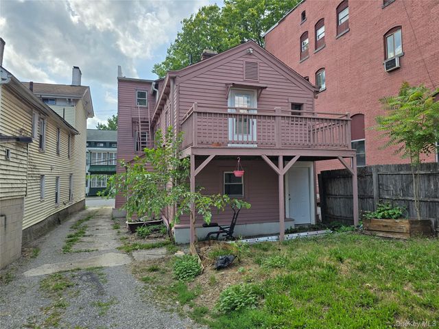 17 N Clover Street, Poughkeepsie, NY 12601