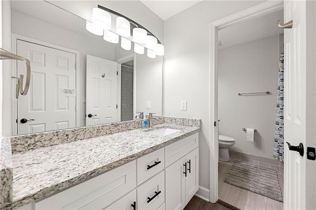 3304 Pine Heights NE Drive, Atlanta, GA 30324