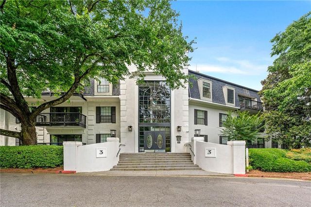 3304 Pine Heights NE Drive, Atlanta, GA 30324