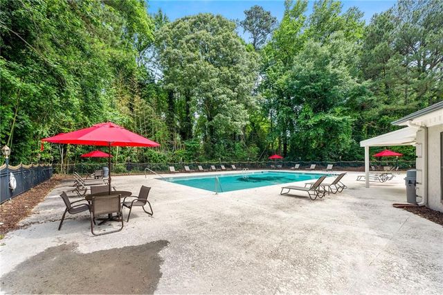 3304 Pine Heights NE Drive, Atlanta, GA 30324