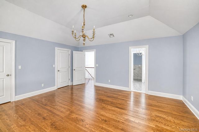 42 Skunks Misery Road, Locust Valley, NY 11560