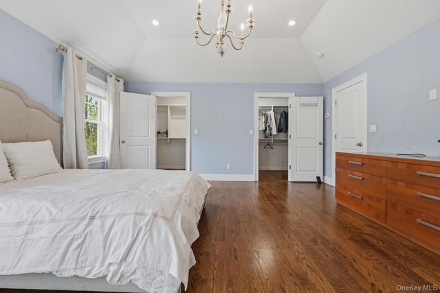 42 Skunks Misery Road, Locust Valley, NY 11560