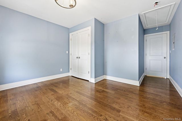 42 Skunks Misery Road, Locust Valley, NY 11560