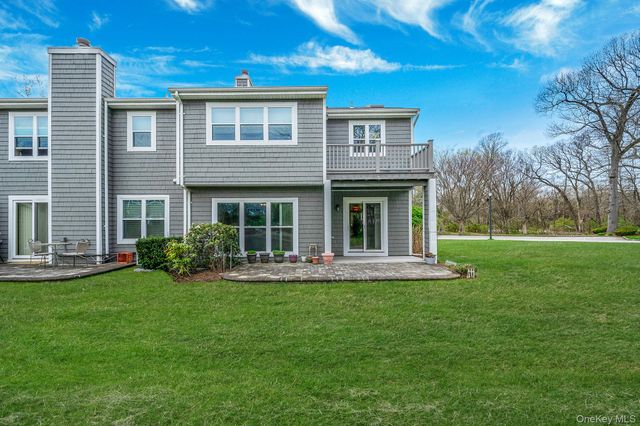47 Madder Lake Circle, Commack, NY 11725