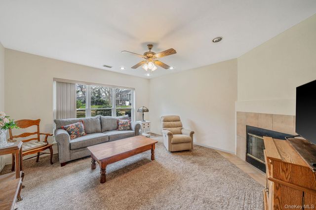47 Madder Lake Circle, Commack, NY 11725