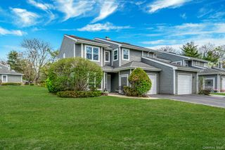 47 Madder Lake Circle, Commack, NY 11725