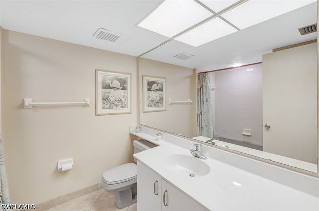 11118 Gulf Shore DR 803, Naples, FL 34108