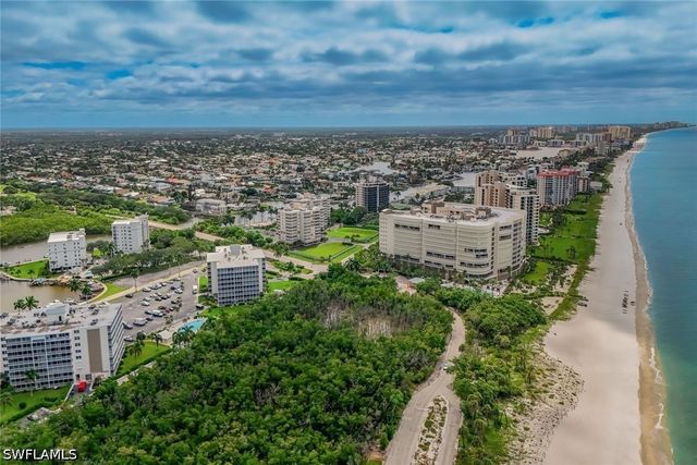 11118 Gulf Shore DR 803, Naples, FL 34108
