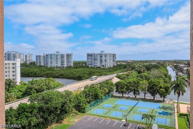 11118 Gulf Shore DR 803, Naples, FL 34108