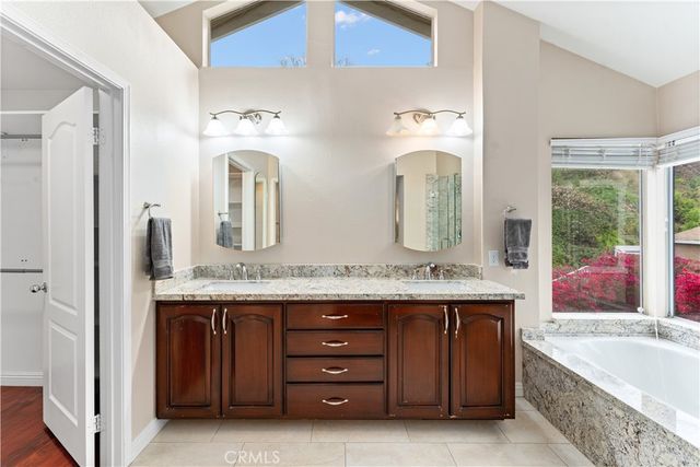 1535 San Almada Road, Corona, CA 92882