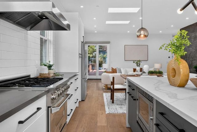 3749 Florence Street, Redwood City, CA 94063