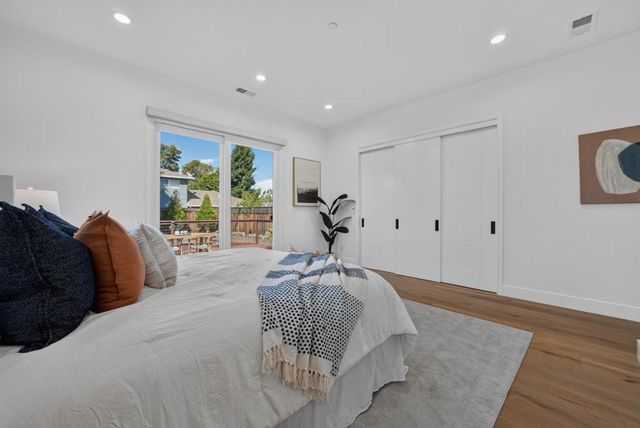3749 Florence Street, Redwood City, CA 94063