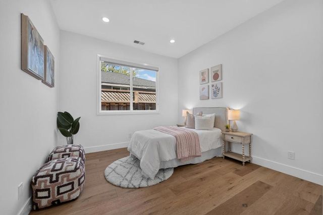 3749 Florence Street, Redwood City, CA 94063