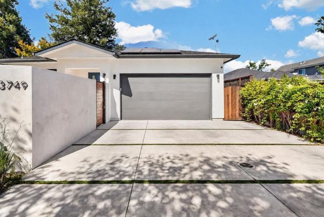 3749 Florence Street, Redwood City, CA 94063