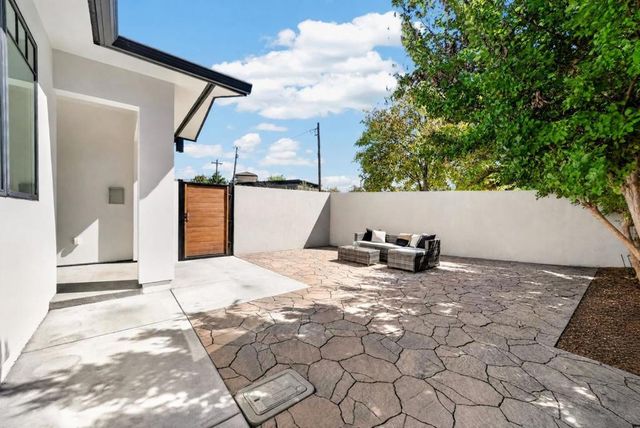 3749 Florence Street, Redwood City, CA 94063