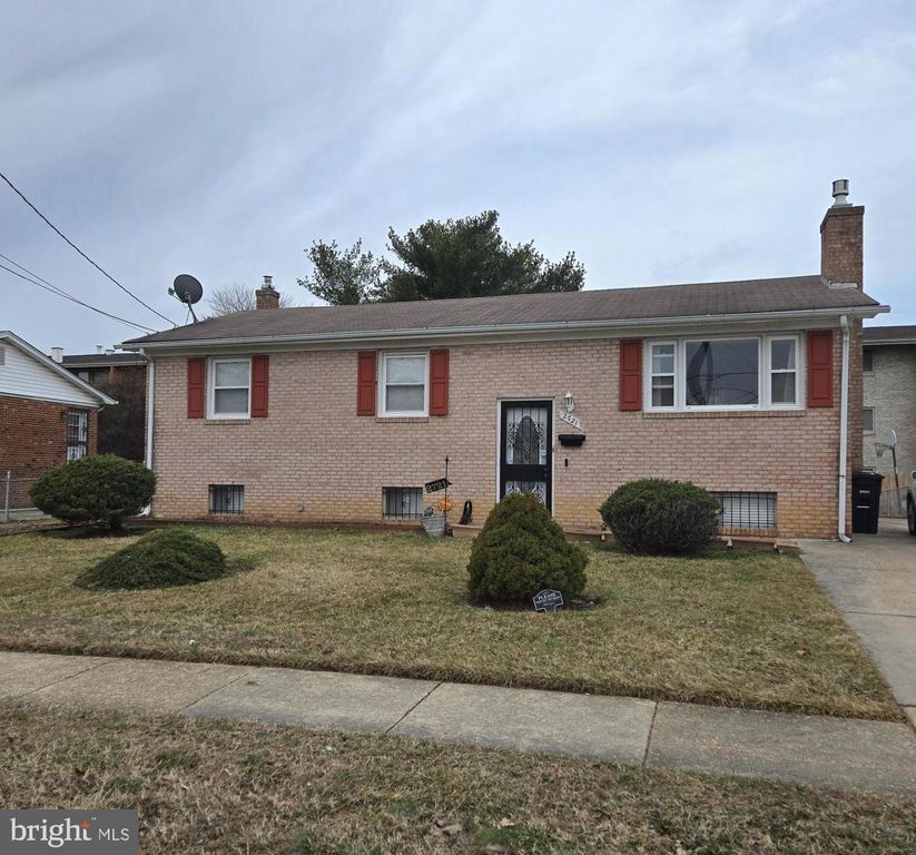 2721 BOONES LN, District Heights, MD 20747