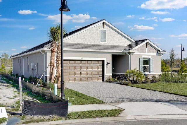 1669 ANSON LANE, Zephyrhills, FL 33541