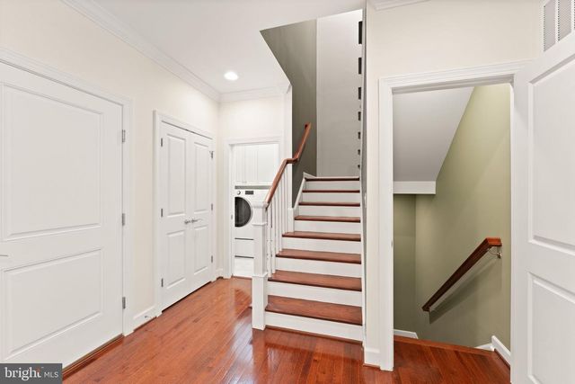44238 SILVERPALM GROVE TER, Leesburg, VA 20176