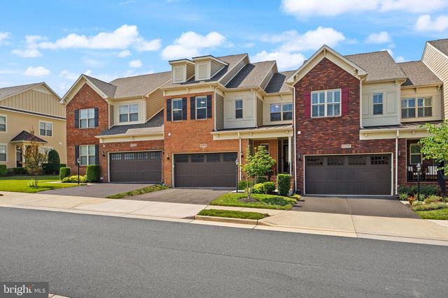44238 SILVERPALM GROVE TER, Leesburg, VA 20176