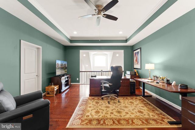 44238 SILVERPALM GROVE TER, Leesburg, VA 20176