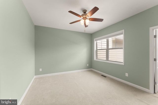 44238 SILVERPALM GROVE TER, Leesburg, VA 20176