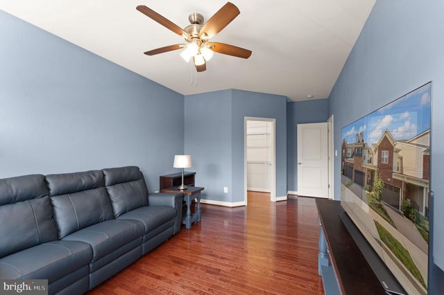44238 SILVERPALM GROVE TER, Leesburg, VA 20176