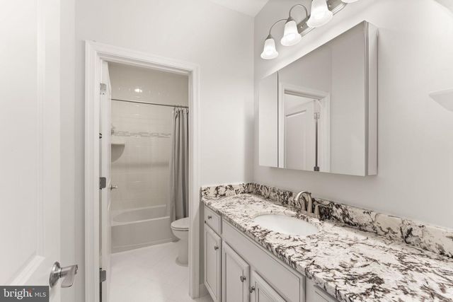 44238 SILVERPALM GROVE TER, Leesburg, VA 20176