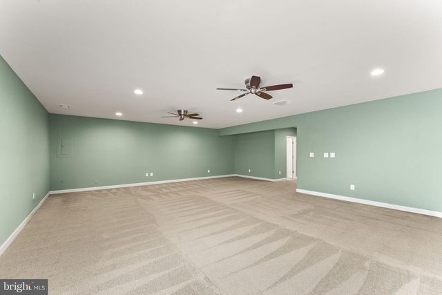 44238 SILVERPALM GROVE TER, Leesburg, VA 20176