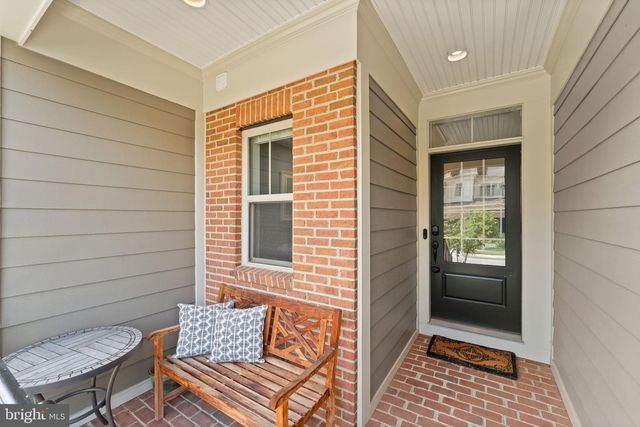 44238 SILVERPALM GROVE TER, Leesburg, VA 20176