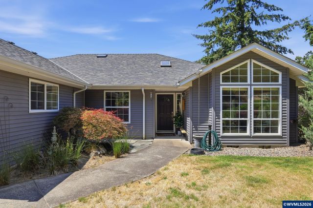 33833 Sunnyview Dr NE, Albany, OR 97322