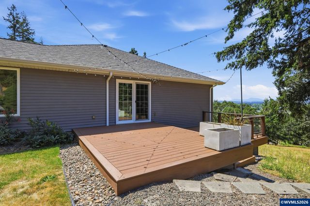 33833 Sunnyview Dr NE, Albany, OR 97322
