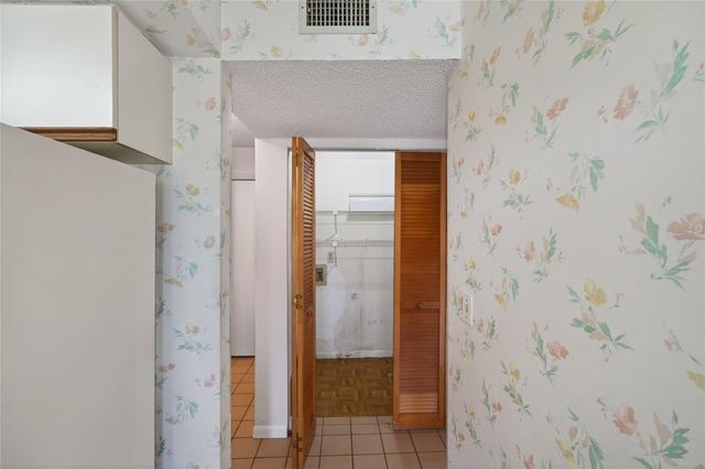 707 CARPENTERS WAY 24, Lakeland, FL 33809