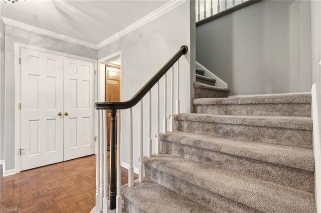 708 Teague Drive, Jamestown, NC 27282