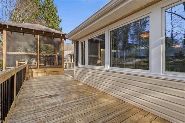 708 Teague Drive, Jamestown, NC 27282