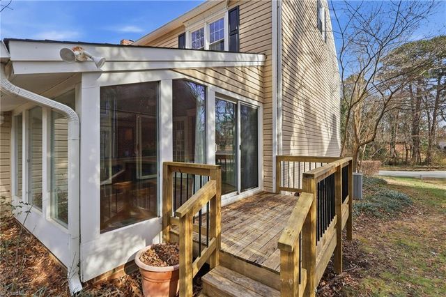 708 Teague Drive, Jamestown, NC 27282