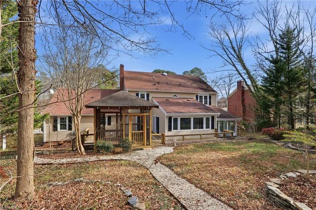 708 Teague Drive, Jamestown, NC 27282