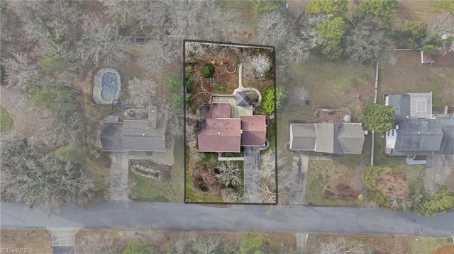 708 Teague Drive, Jamestown, NC 27282