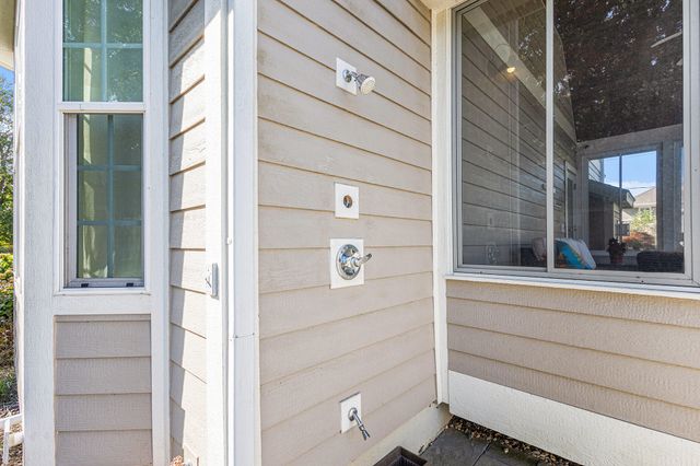 475 Lakeshore Drive, South Haven, MI 49090
