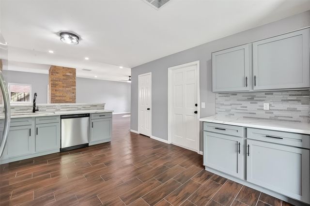 3238 E Rangecrest Place, Sugar Land, TX 77479