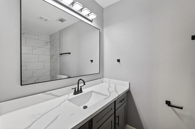 3238 E Rangecrest Place, Sugar Land, TX 77479