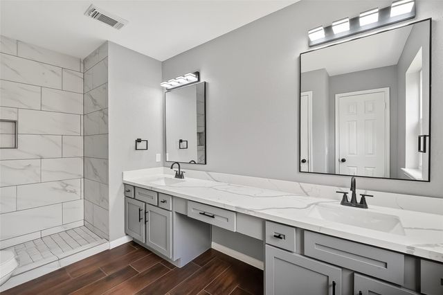 3238 E Rangecrest Place, Sugar Land, TX 77479