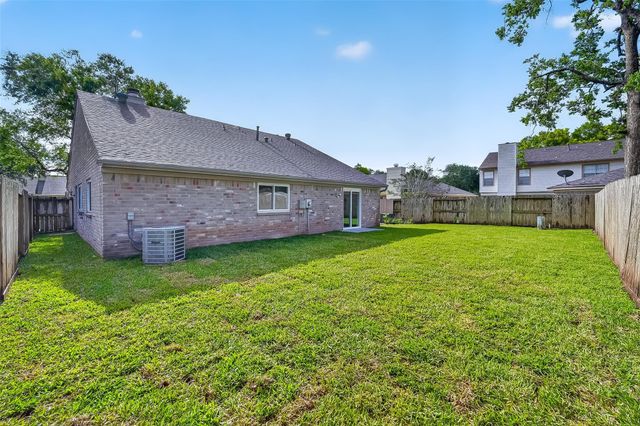 3238 E Rangecrest Place, Sugar Land, TX 77479