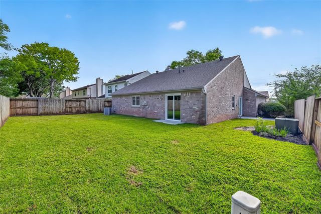 3238 E Rangecrest Place, Sugar Land, TX 77479