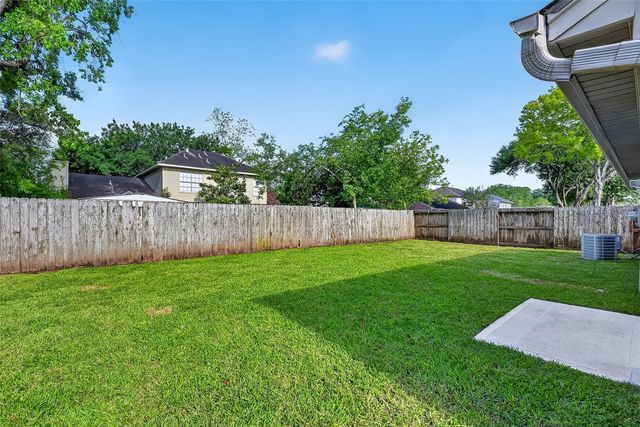 3238 E Rangecrest Place, Sugar Land, TX 77479