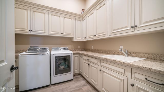 1639 N 94TH Street, Mesa, AZ 85207