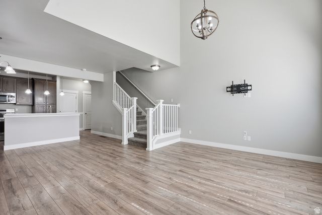 1041 W PAINTED HORSE LN, Bluffdale, UT 84065