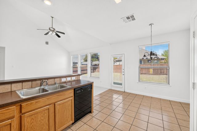 1625 Nighthawk Drive, Little Elm, TX 75068