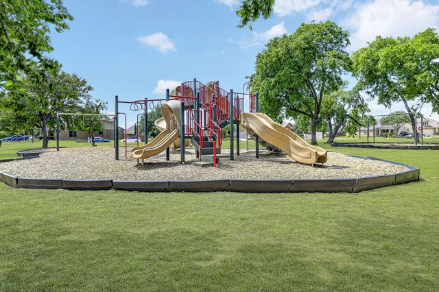 1625 Nighthawk Drive, Little Elm, TX 75068